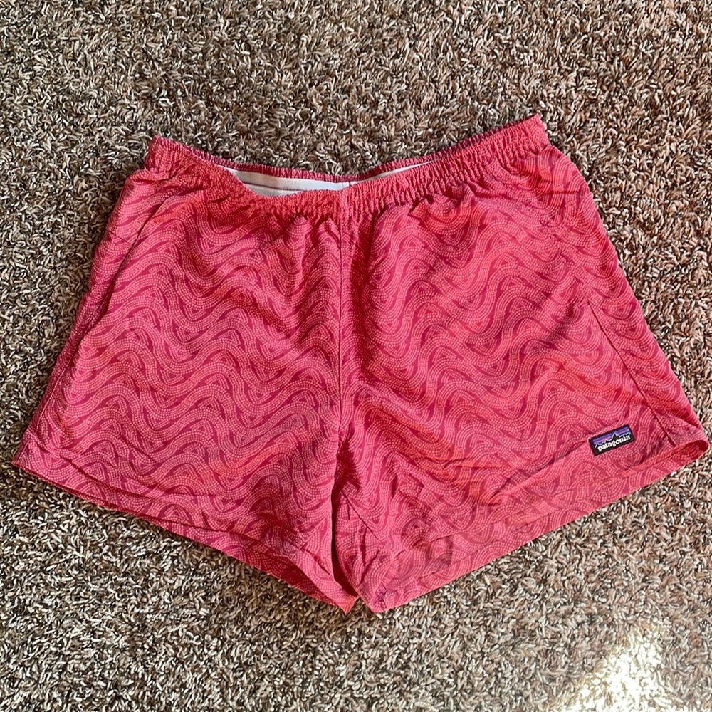 patagonia women’s baggies Bluff River Star Pink